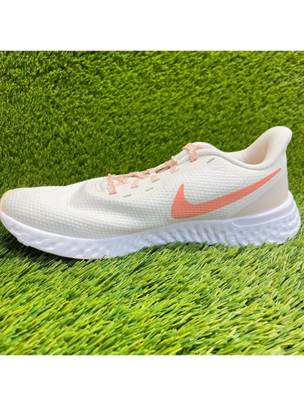 Nike Revolution 5 Womens Size 9 White Orange Pearl Running Shoes Sneakers